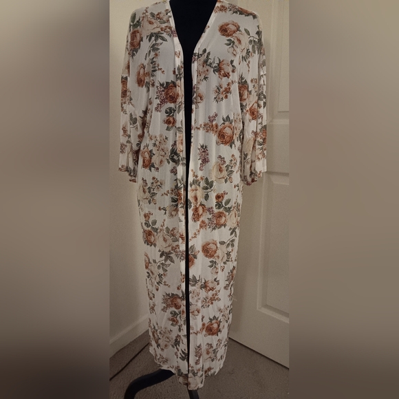 Ultra Flirt Other - Ultra Flirt White Floral Sheer Kimono Dusters Women's Size L New With Tags